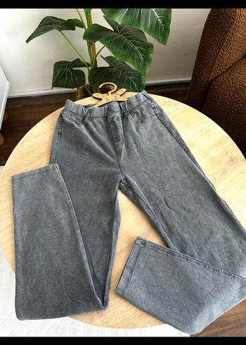 Kemer Tokalı Gri Kız Kot Pantolon - Görsel 3