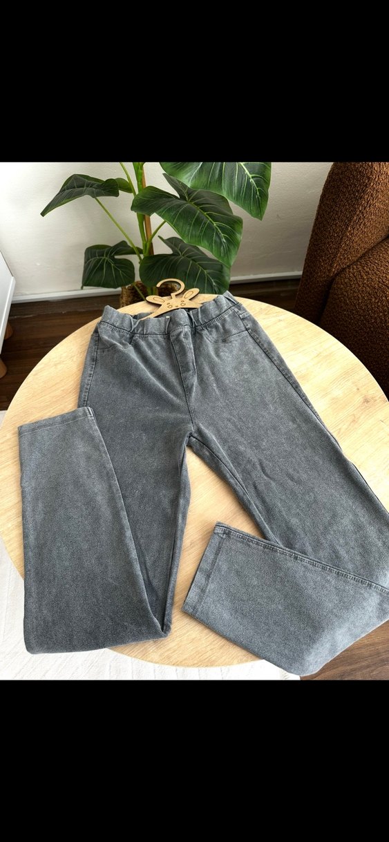 Kemer Tokalı Gri Kız Kot Pantolon - Görsel 3