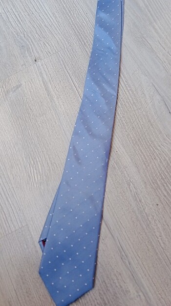 Kiğılı marka kravat 