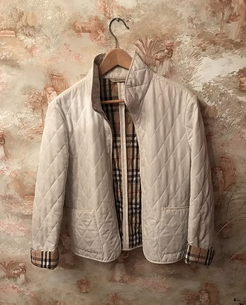 38 Beden beyaz Renk Burberry ince mont