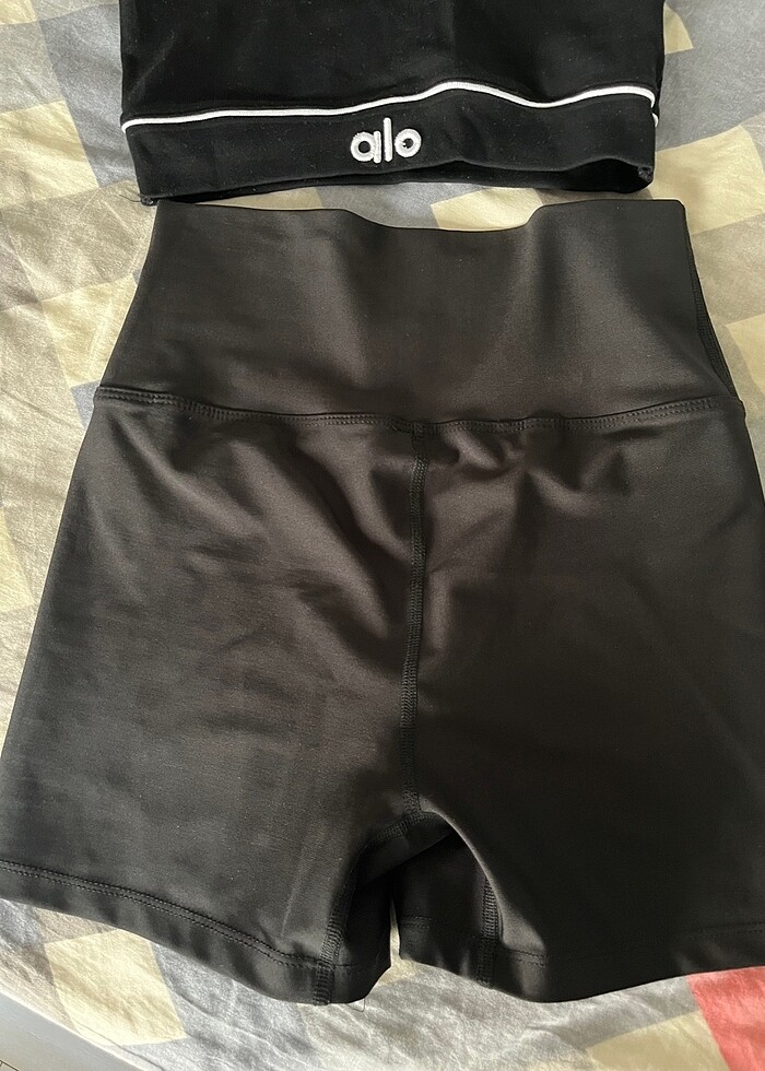 Alo Yoga Biker Tayt - Görsel 5