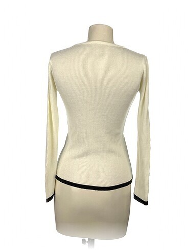 s Beden PreLoved Kazak / Triko %70 İndirimli.