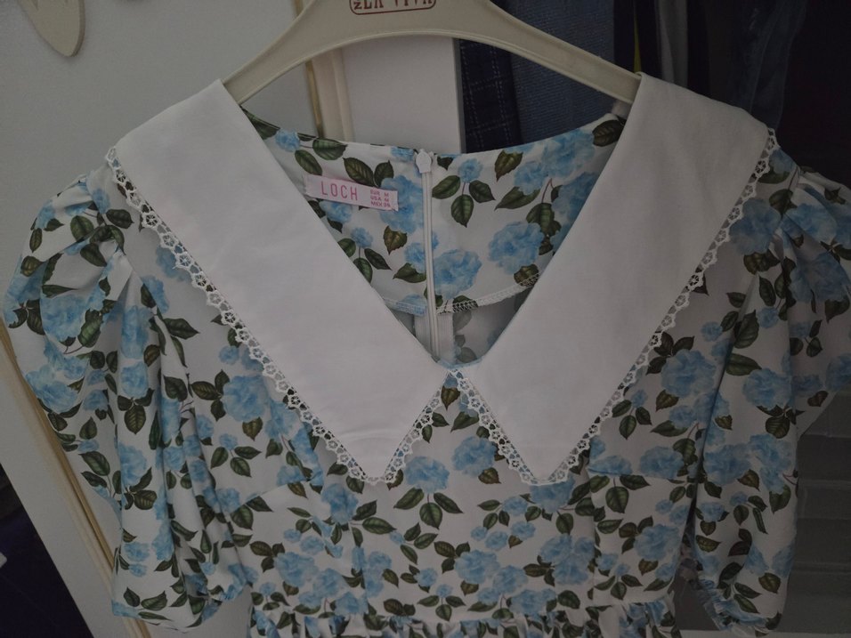 Mavi Çiçek Desenli elbise - Görsel 3