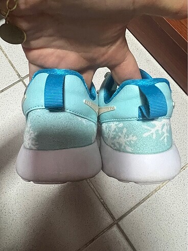 35 Beden Nike 35 numara spor ayakkabı orijinal