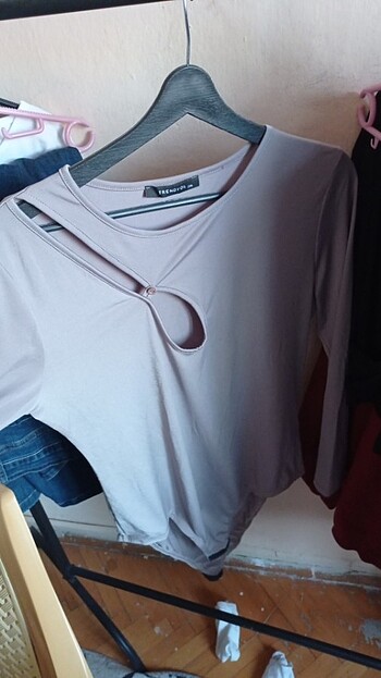 Trendyol & Milla Trendyol curve çıtçıtlı bluz füme