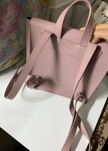 Pembe Deri Kadın Sırt Çantası - Görsel 2