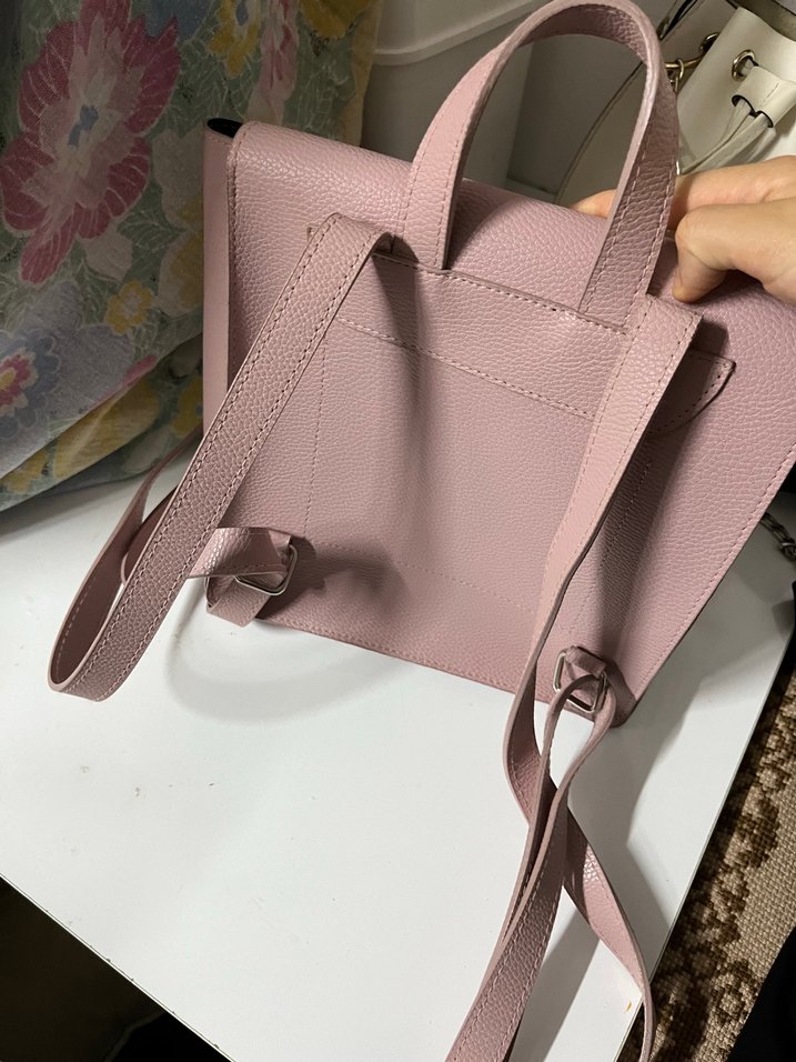 Pembe Deri Kadın Sırt Çantası - Görsel 2