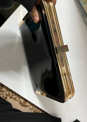 Altın Renk Parlak Kadın Portföy Çanta - Görsel 5