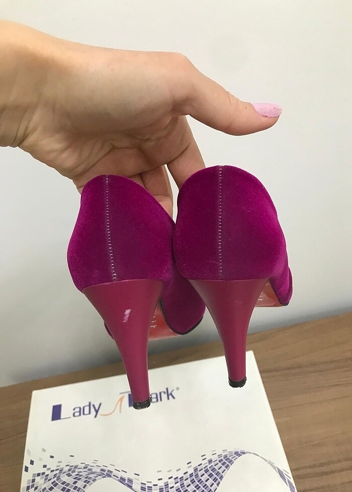 Nubuk topuklu ayakkabı - Görsel 2