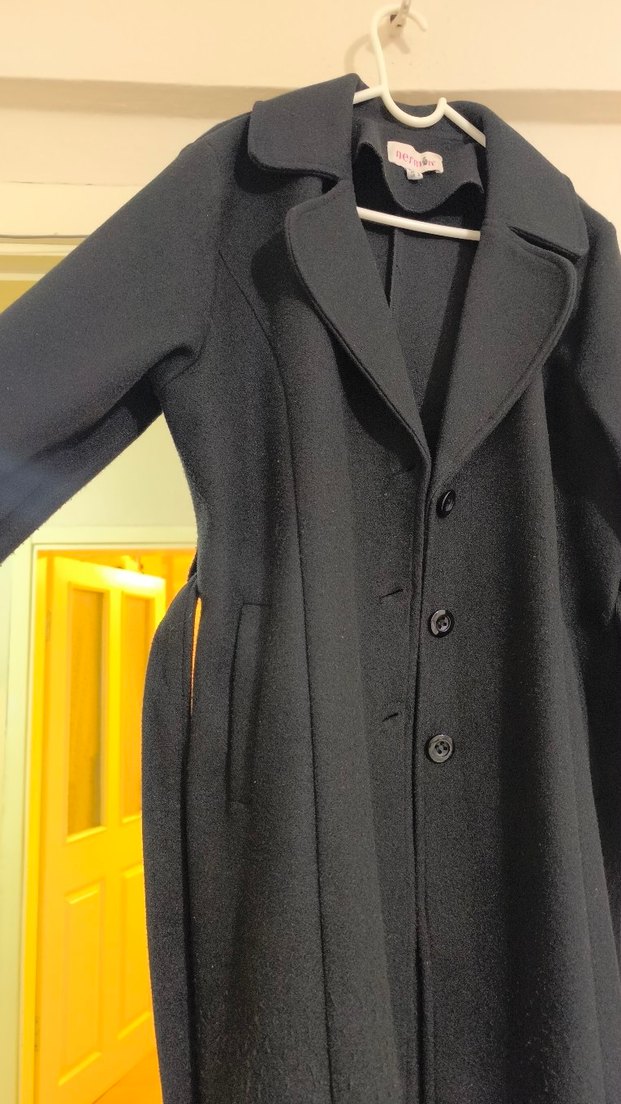 Düğmeli Siyah Uzun Kaban - Görsel 5