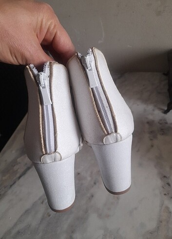 40 Beden beyaz Renk Topuklu ayakkabı 