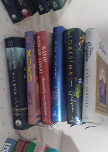 Beden Renk Çeşitli Roman Kitap Seti
