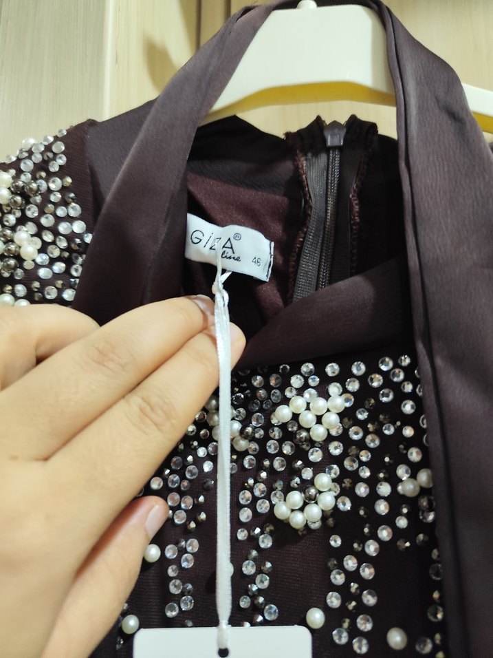 Boncuk İşlemeli Uzun Kollu Uzun Elbise - Görsel 3