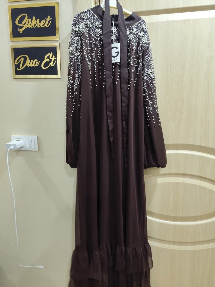 Boncuk İşlemeli Uzun Kollu Uzun Elbise - Görsel 5