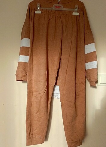 Kadın spor takım - Görsel 5