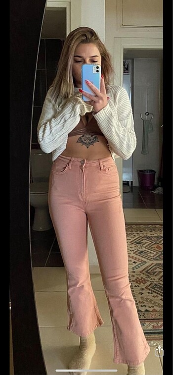 Trendyol marka şeker pembesi flare jeans