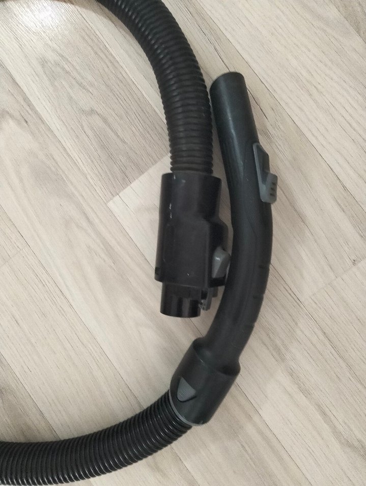 Siyah Süpürge Hortumu karcher - Görsel 3