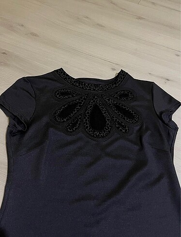 yaka detaylı kısa elbise - Görsel 3