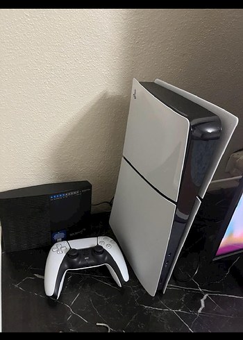 Sony PlayStation 5 Oyun Konsolu