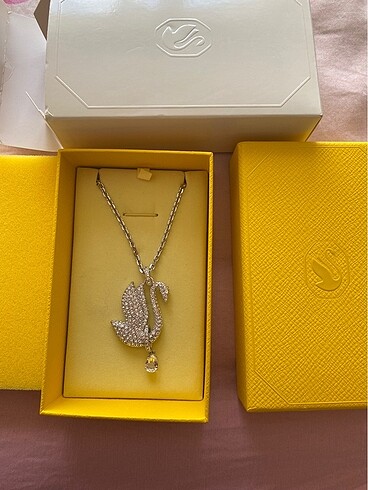 Swarovski Büyük Kuğu Kolye Orijinal Sıfır