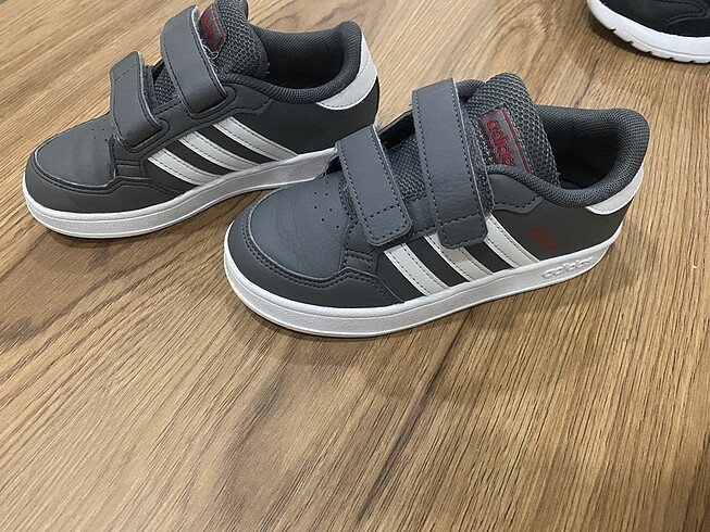 Adidas çocuk spor ayakkabı