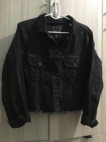 Siyah kot ceket