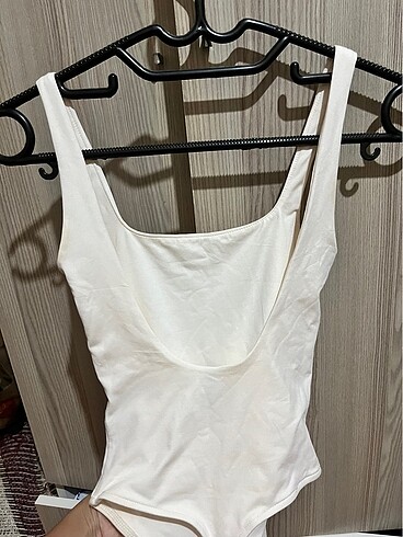 xs Beden ten rengi Renk H&M sırt dekolteli bodysuit