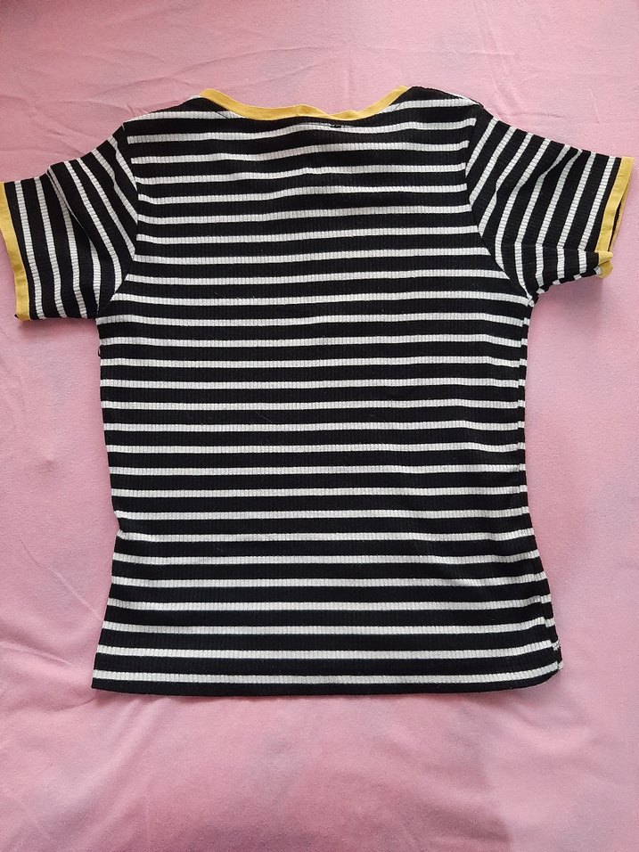 Siyah Çizgili Kadın Tişört - Görsel 2