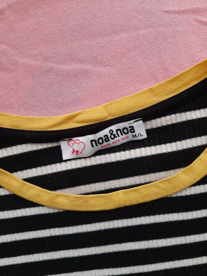 Siyah Çizgili Kadın Tişört - Görsel 3