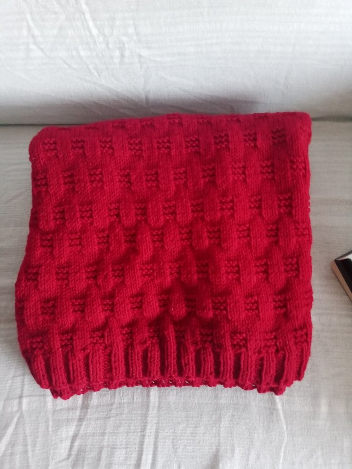 Kırmızı el örgüsü  Erkek Çocuk Kazak reglan kollu.Yeni . - Görsel 4