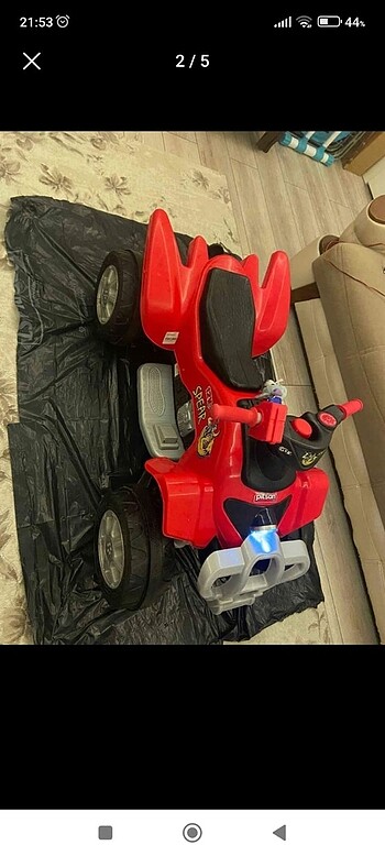  Beden kırmızı Renk 12wolt akülü atv pilsan markadır