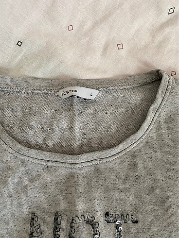 LC Waikiki sweatshirt
