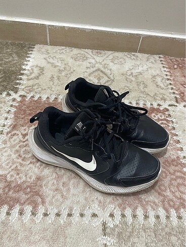 nike spor ayakkabı