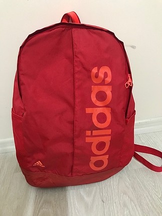 Adidas sırt çantası