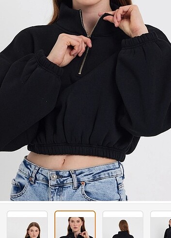 Sweatshirt
