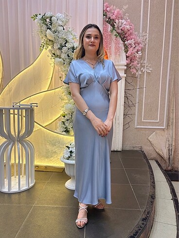 Zara saten elbise