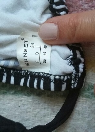 H&M Zebra desen bikini ustu 