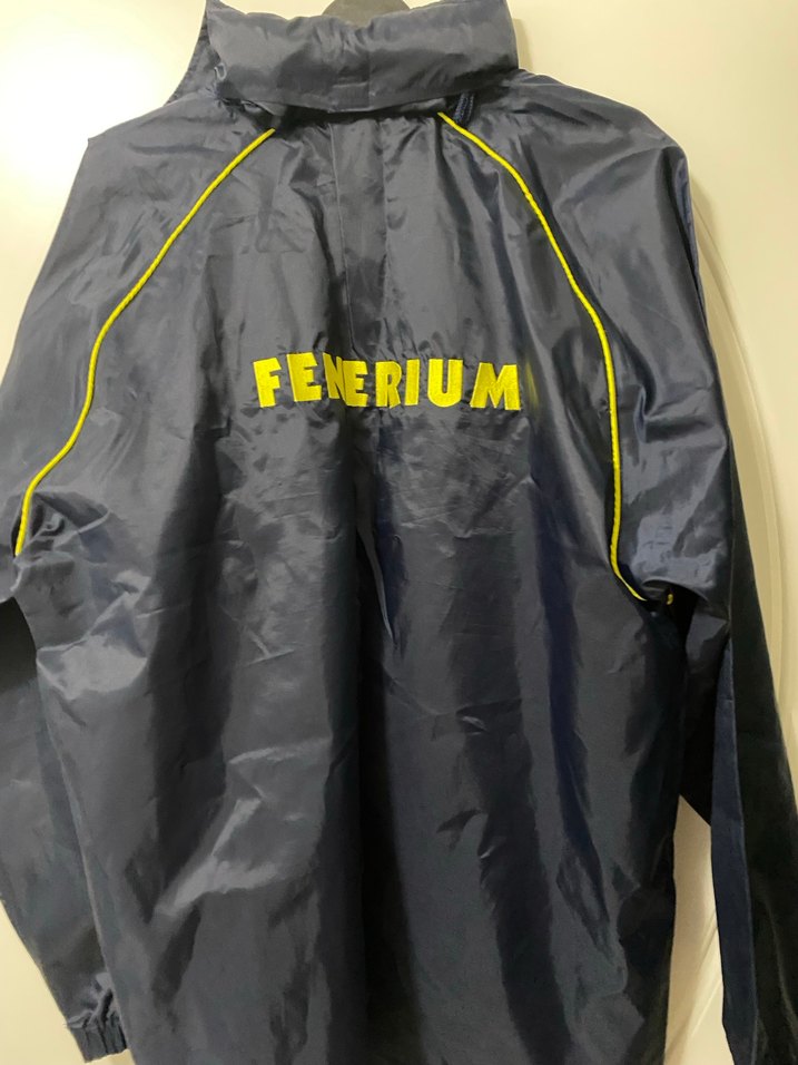 Fenerbahçe Yağmurluk - Görsel 3