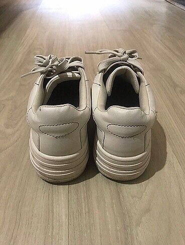 37 Beden Bershka Kadın Sneaker