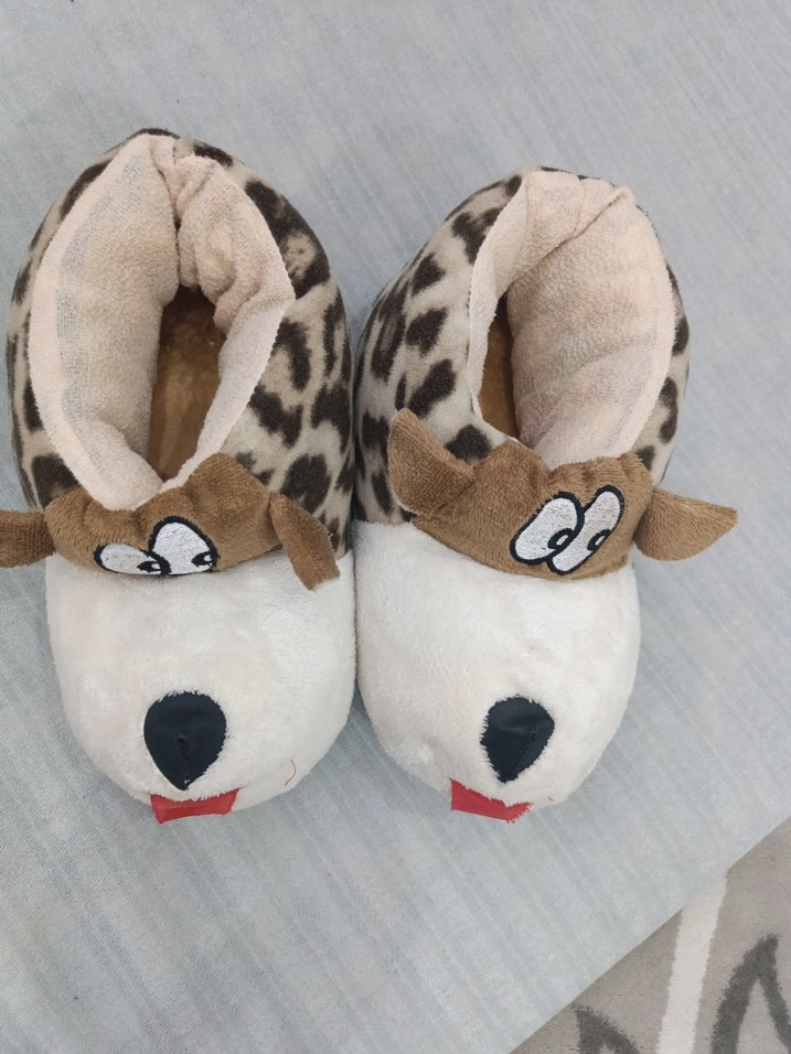 Erkek Çocuk Leopar Desenli Sıcak Peluş Terlik - Görsel 4