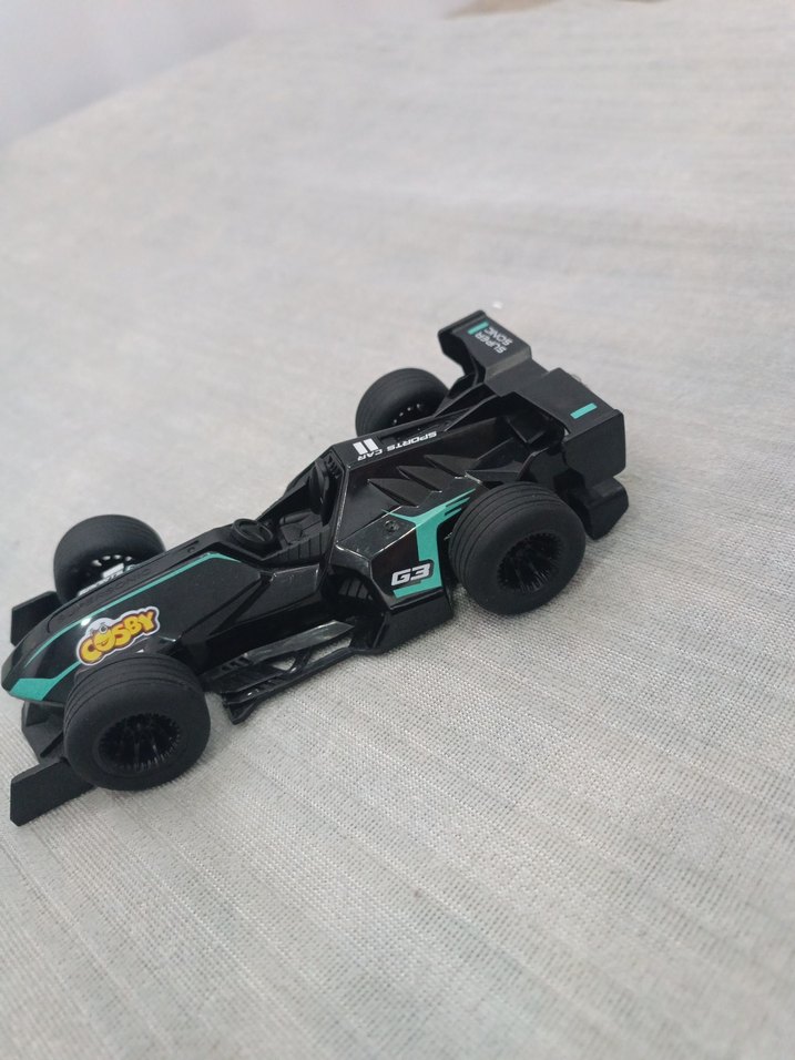 Siyah Yarış Oyuncak Araba - Görsel 4