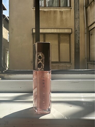 Fenty Beauty Fenty beauty gloss