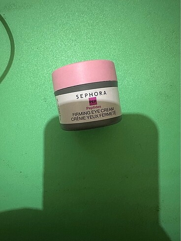 Sephora göz altı nemlendirici krem