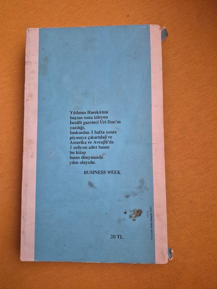Entebbe Hava Alanında 90 Dakika - Uri Dan - Görsel 3