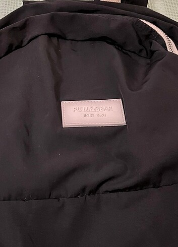  Beden Pull and bear sırt çantası 