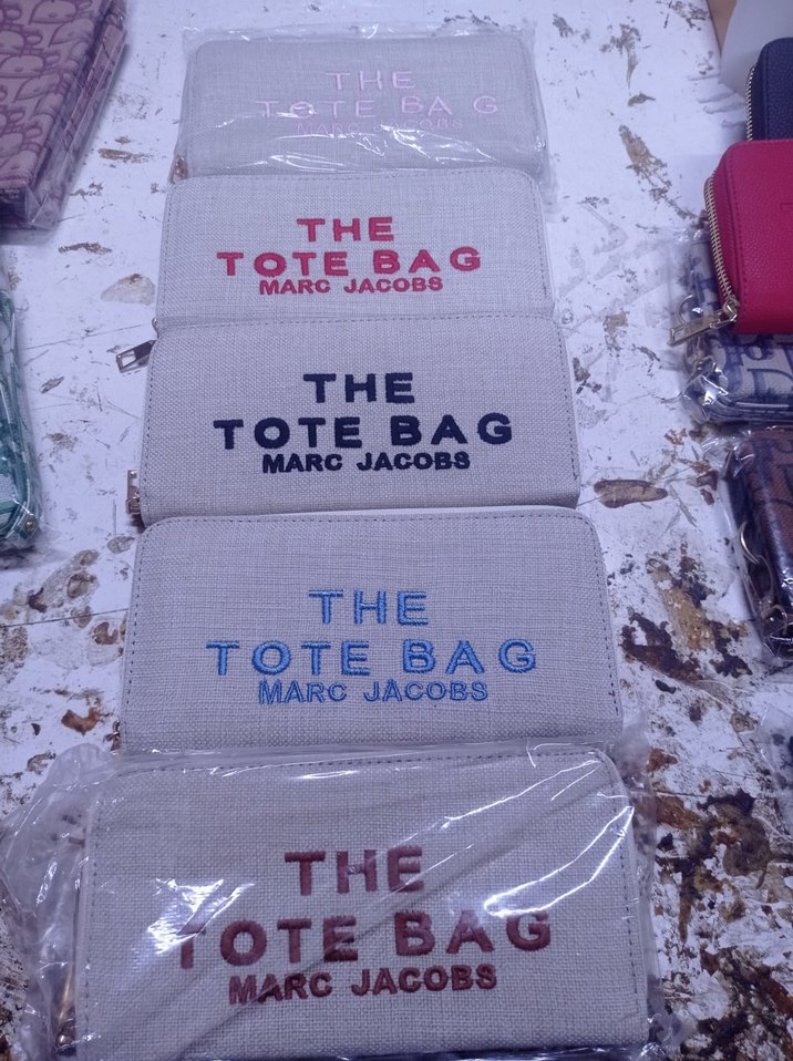 Marc Jacobs Fermuarlı Kadın Cüzdani - Görsel 3