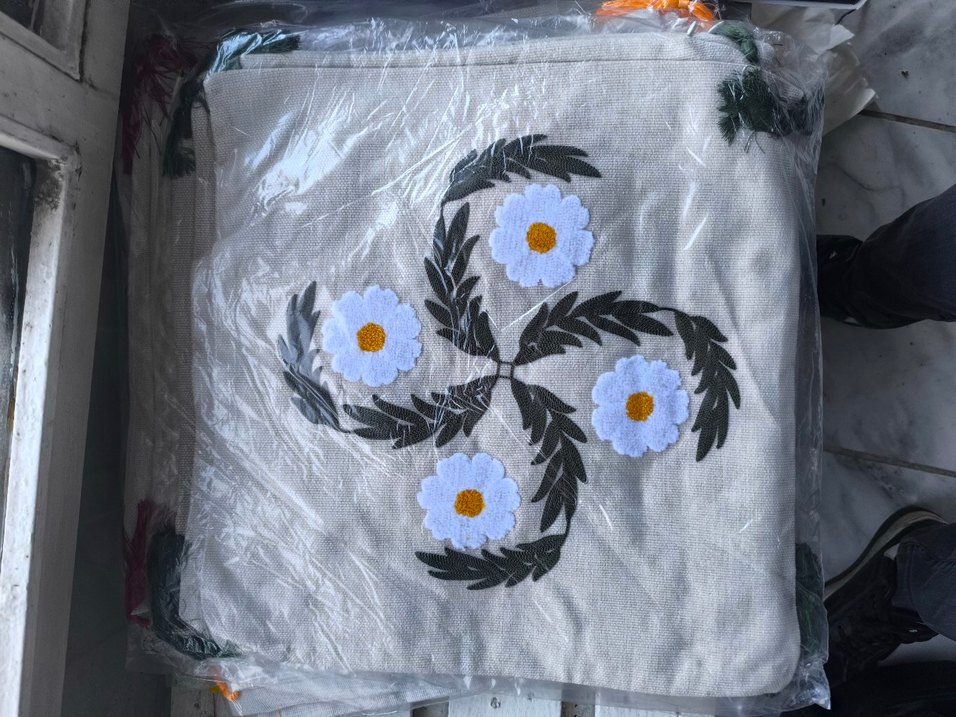 Bohem Tarzda Nakışlı El Yapımı Kumaşlar PUNC KIRLENT - Görsel 4