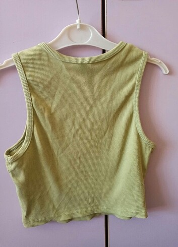 Bershka Crop... 