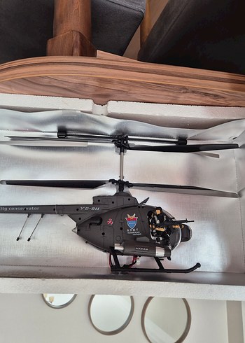 Beden Renk Helikopter kumandalı