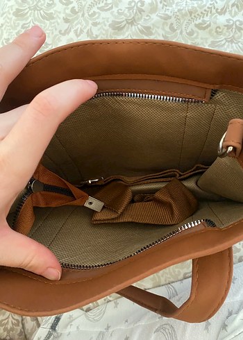 Zara Kahverengi Fermuarlı Deri Kadın Çanta